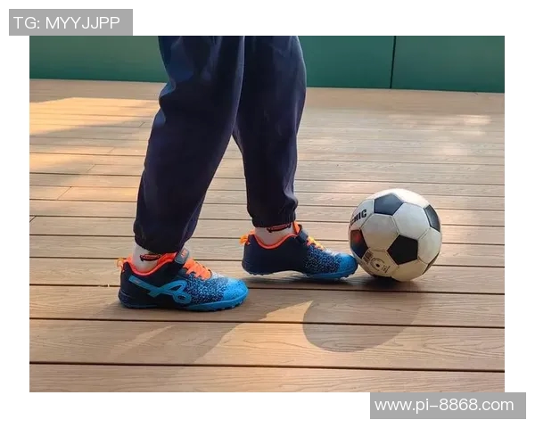 探秘足球明星使用扁平鞋底设计的独特优势与技术背后